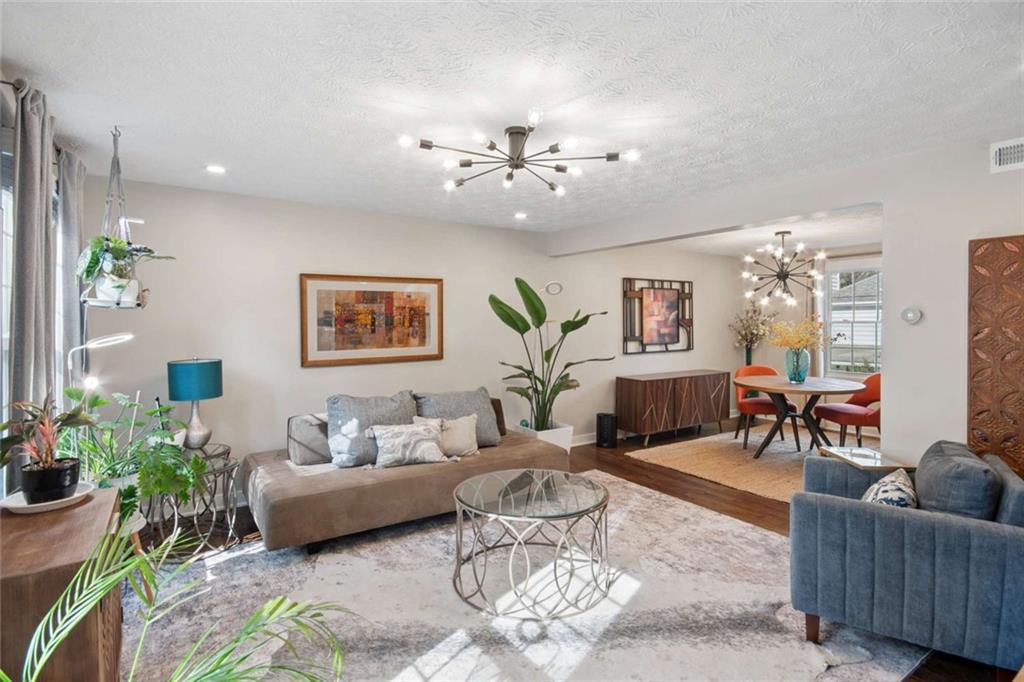 3504 Castlehill Court