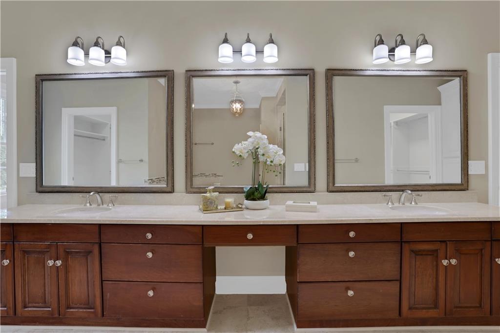 4557 Shiloh Ridge Trail