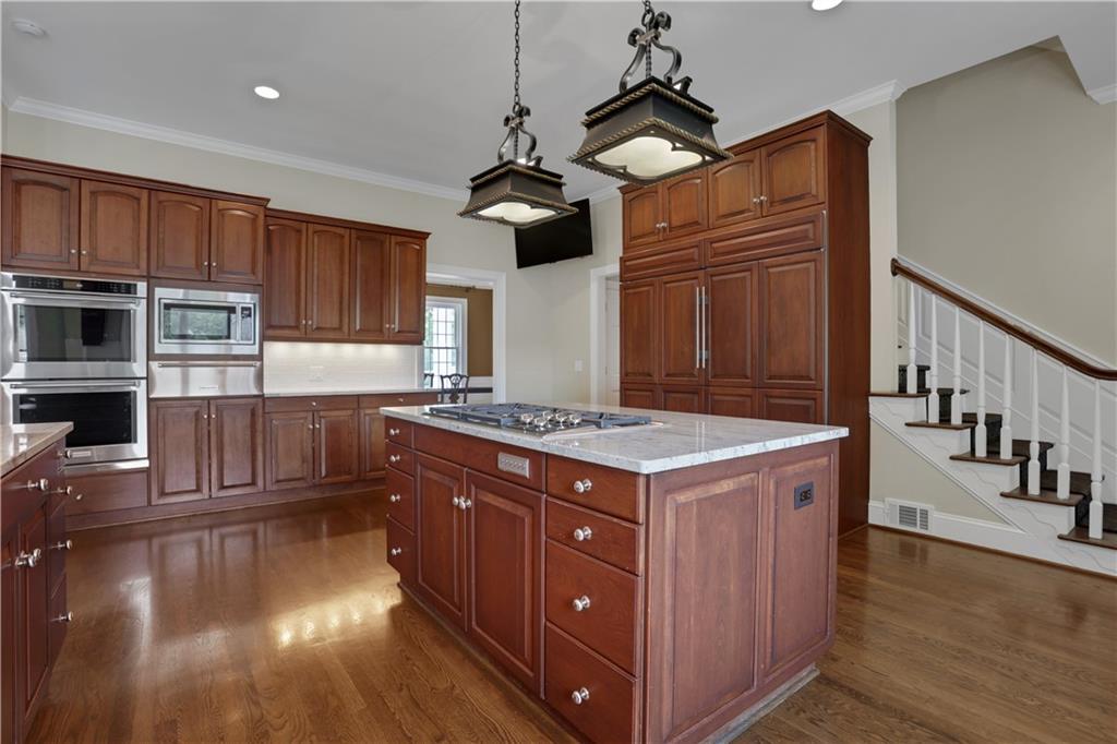 4557 Shiloh Ridge Trail