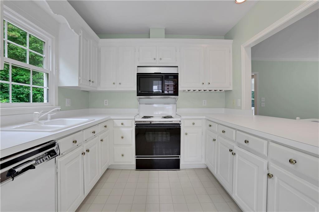 4557 Shiloh Ridge Trail