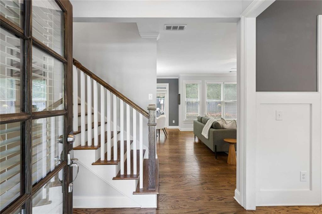 550 Glenaire Walk SE