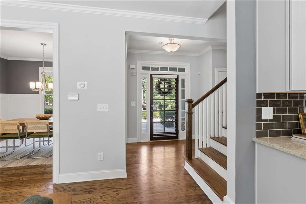 550 Glenaire Walk SE