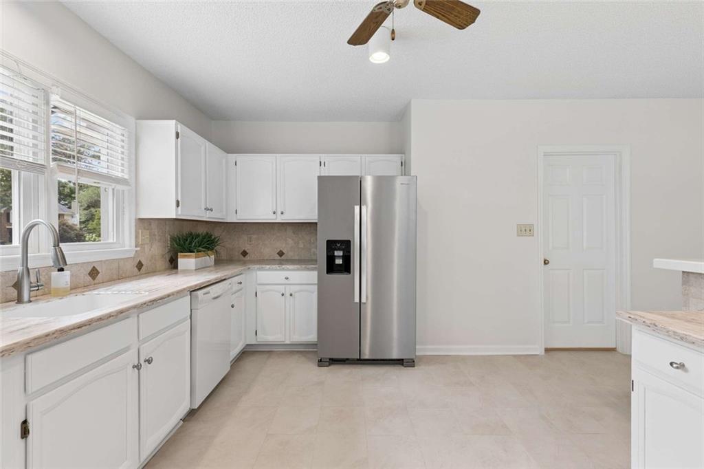 1109 Wynford Commons Commons SW