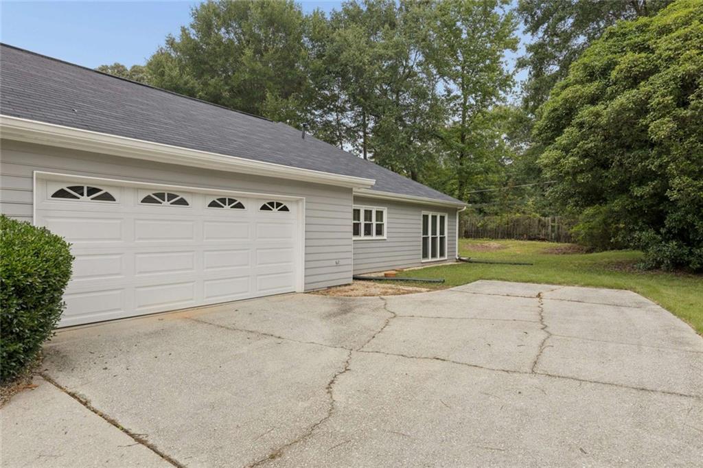 1109 Wynford Commons Commons SW