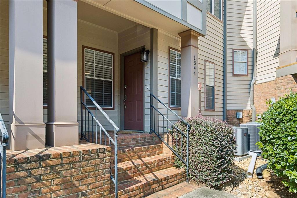 1344 Stillwood Chase NE
