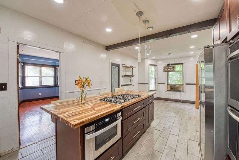 15 Packard Way