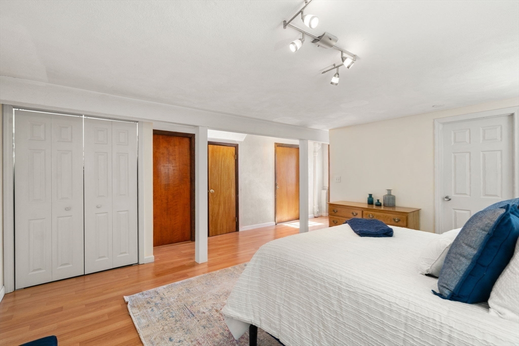 85 Thornberry Rd