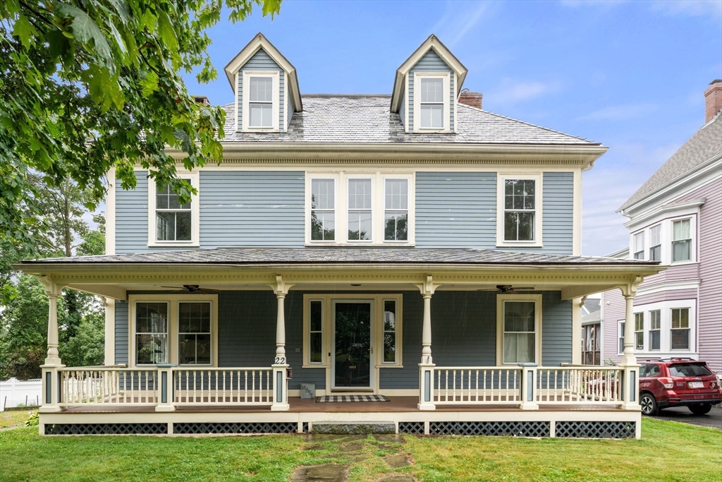 22 Hillside Ave