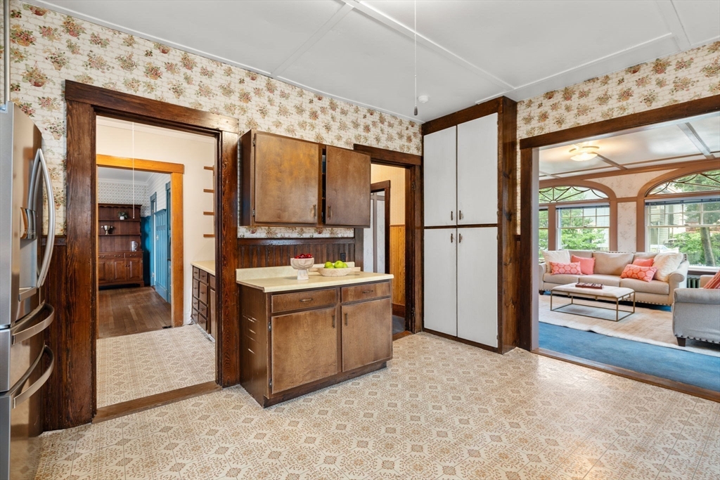 22 Hillside Ave