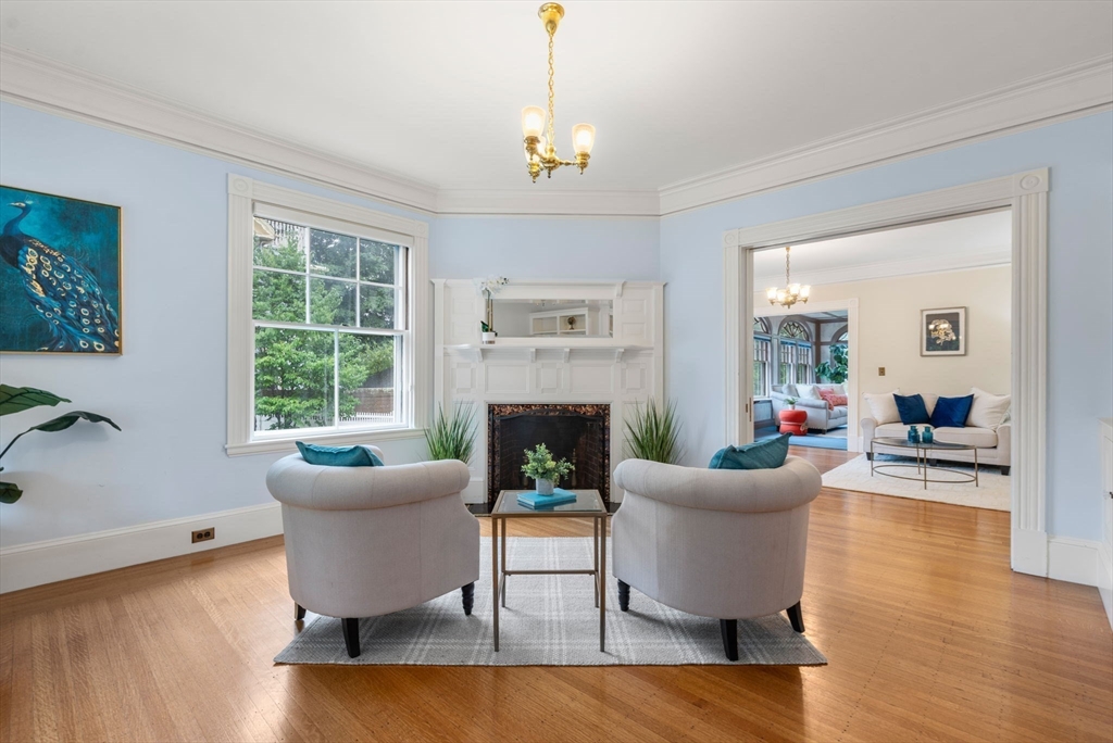22 Hillside Ave