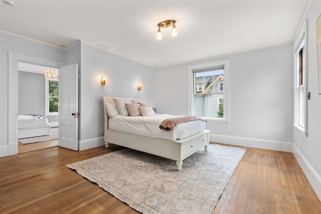 22 Hillside Ave