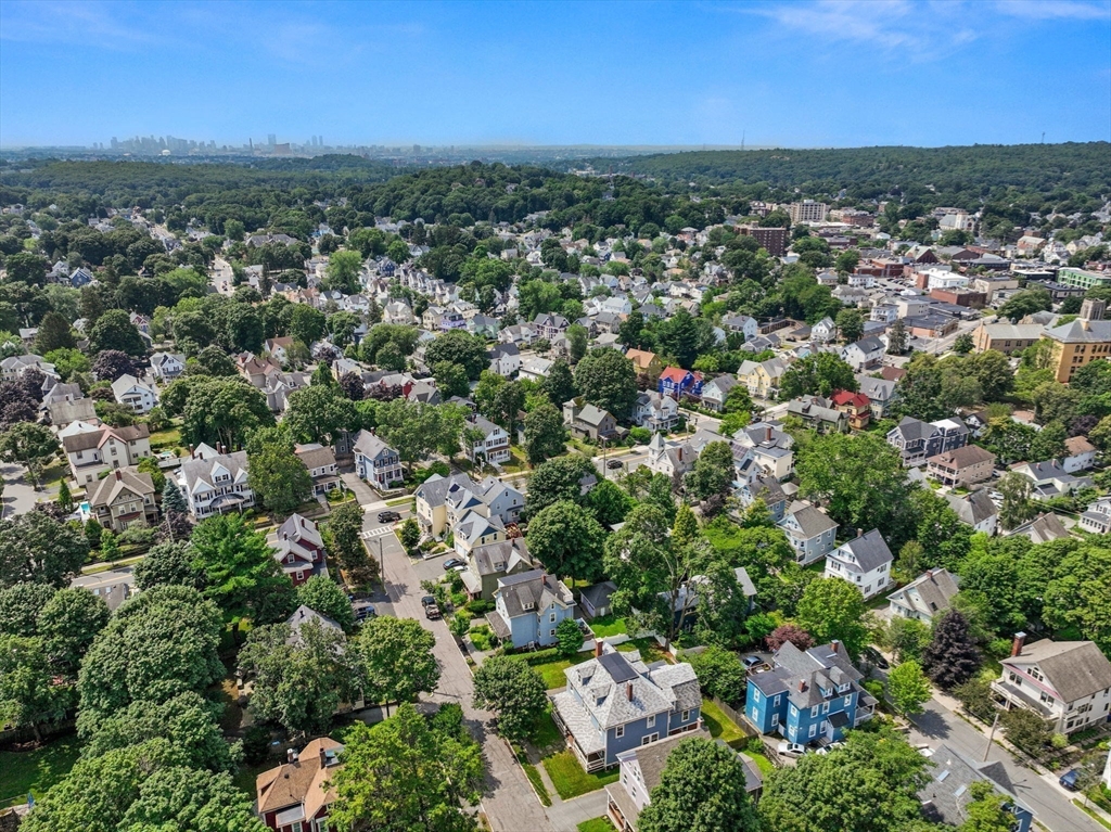 22 Hillside Ave