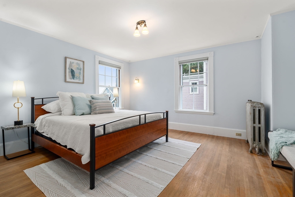 22 Hillside Ave