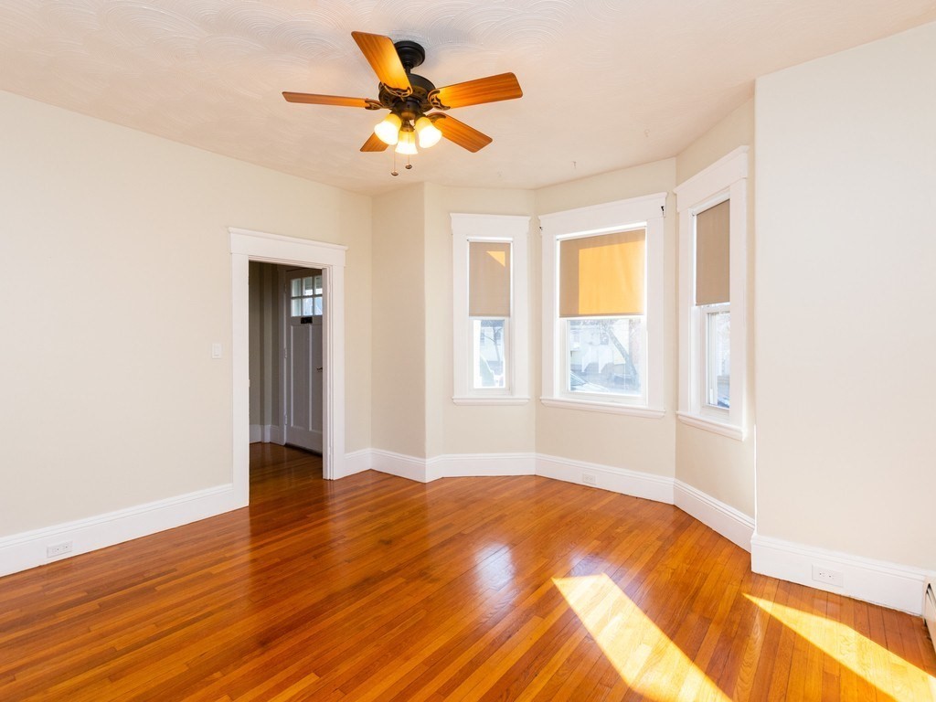 22 Adams Ave # 1