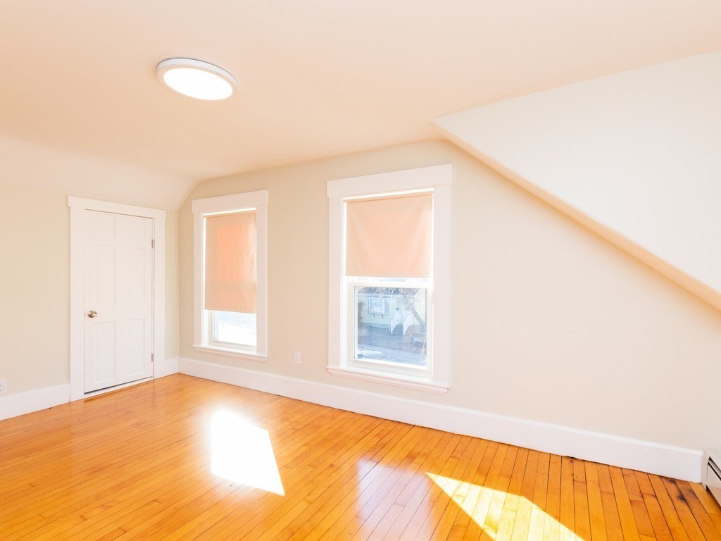 22 Adams Ave # 1