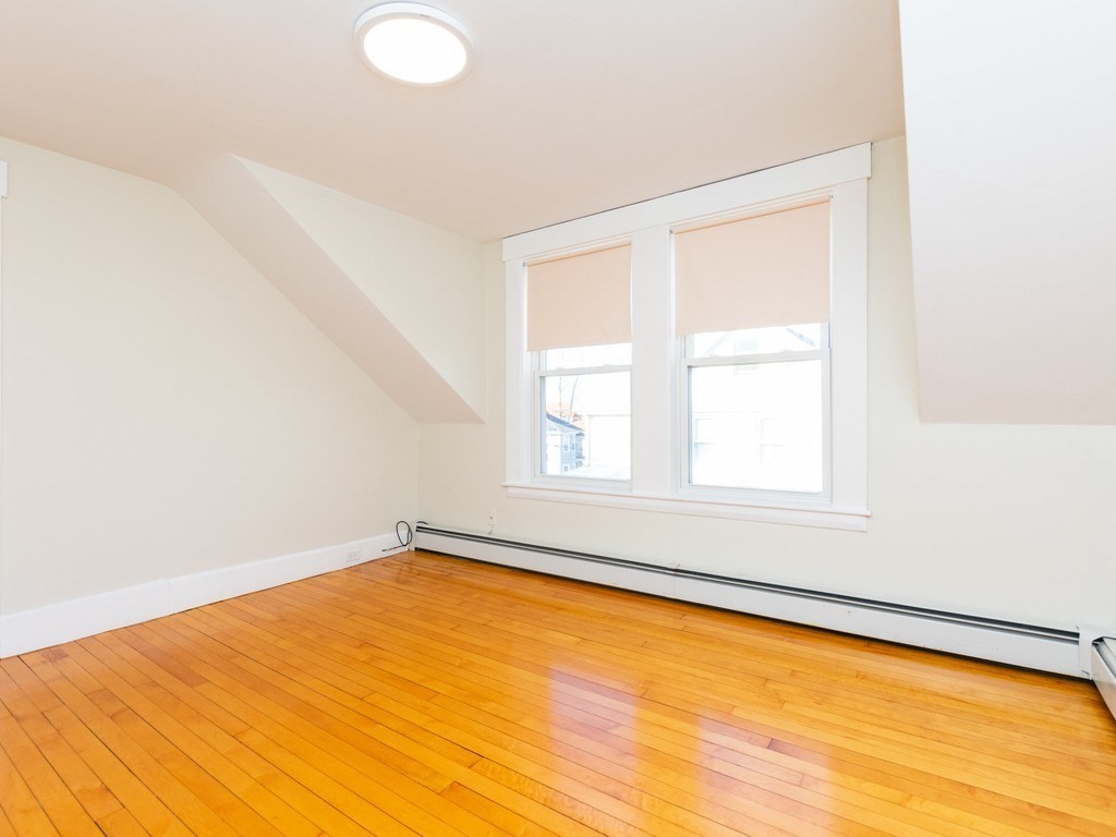 22 Adams Ave # 1