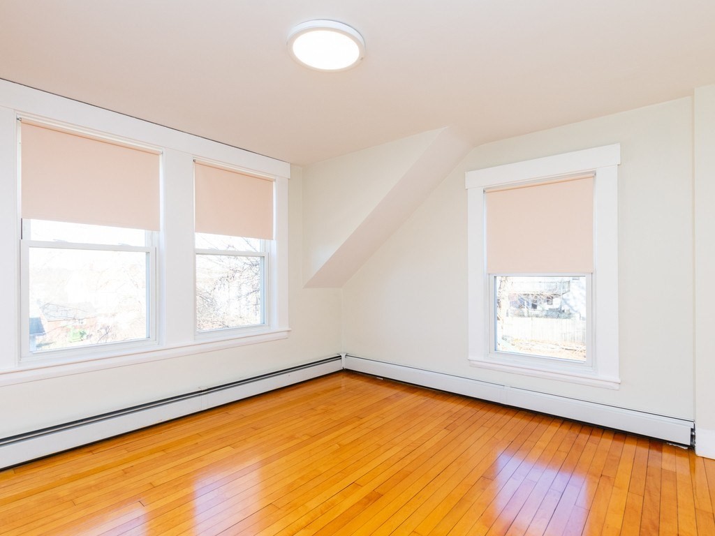 22 Adams Ave # 1