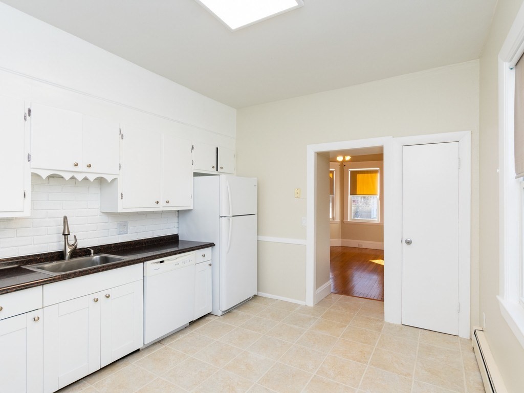 22 Adams Ave # 1