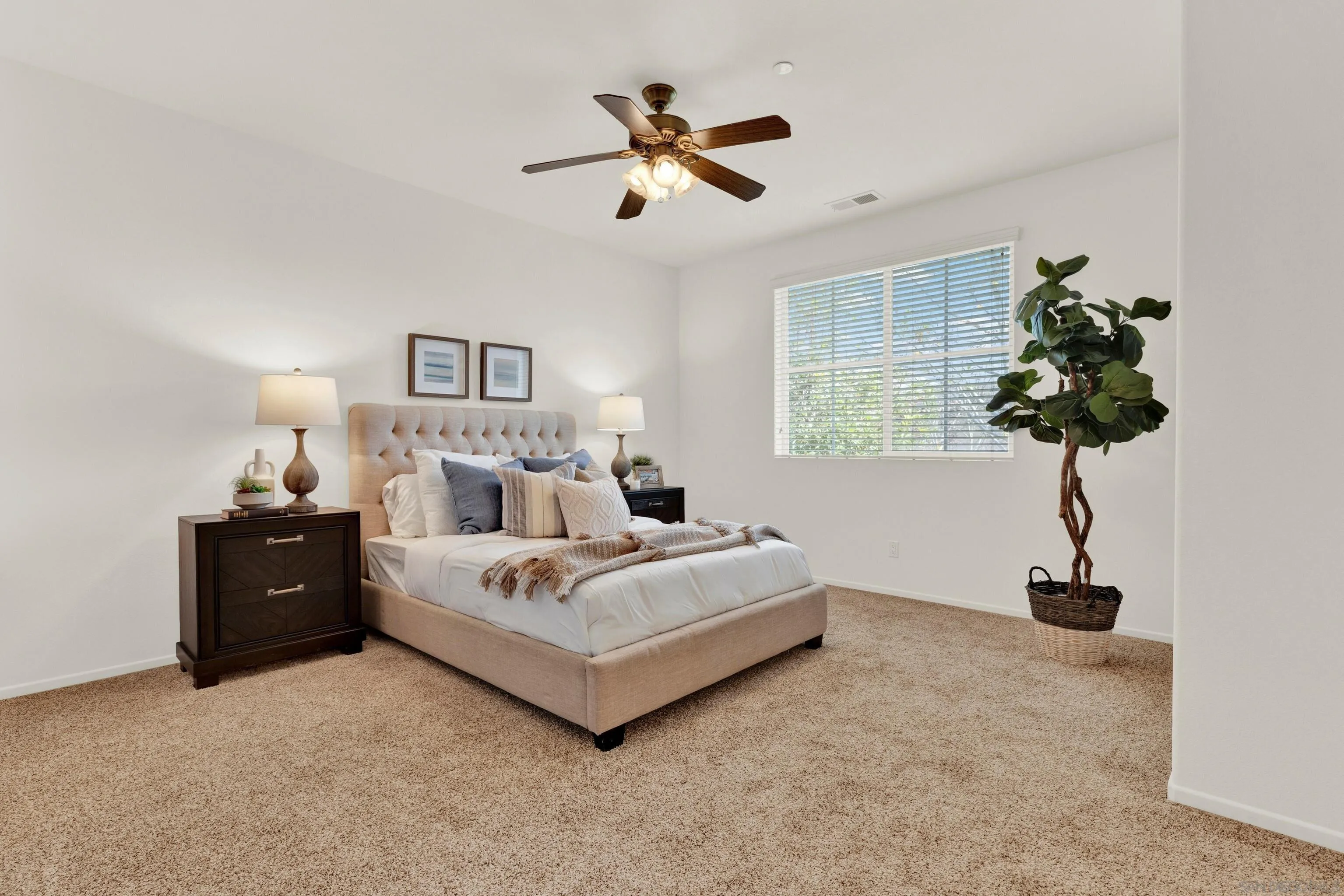 10127 Little Leaf Ln East