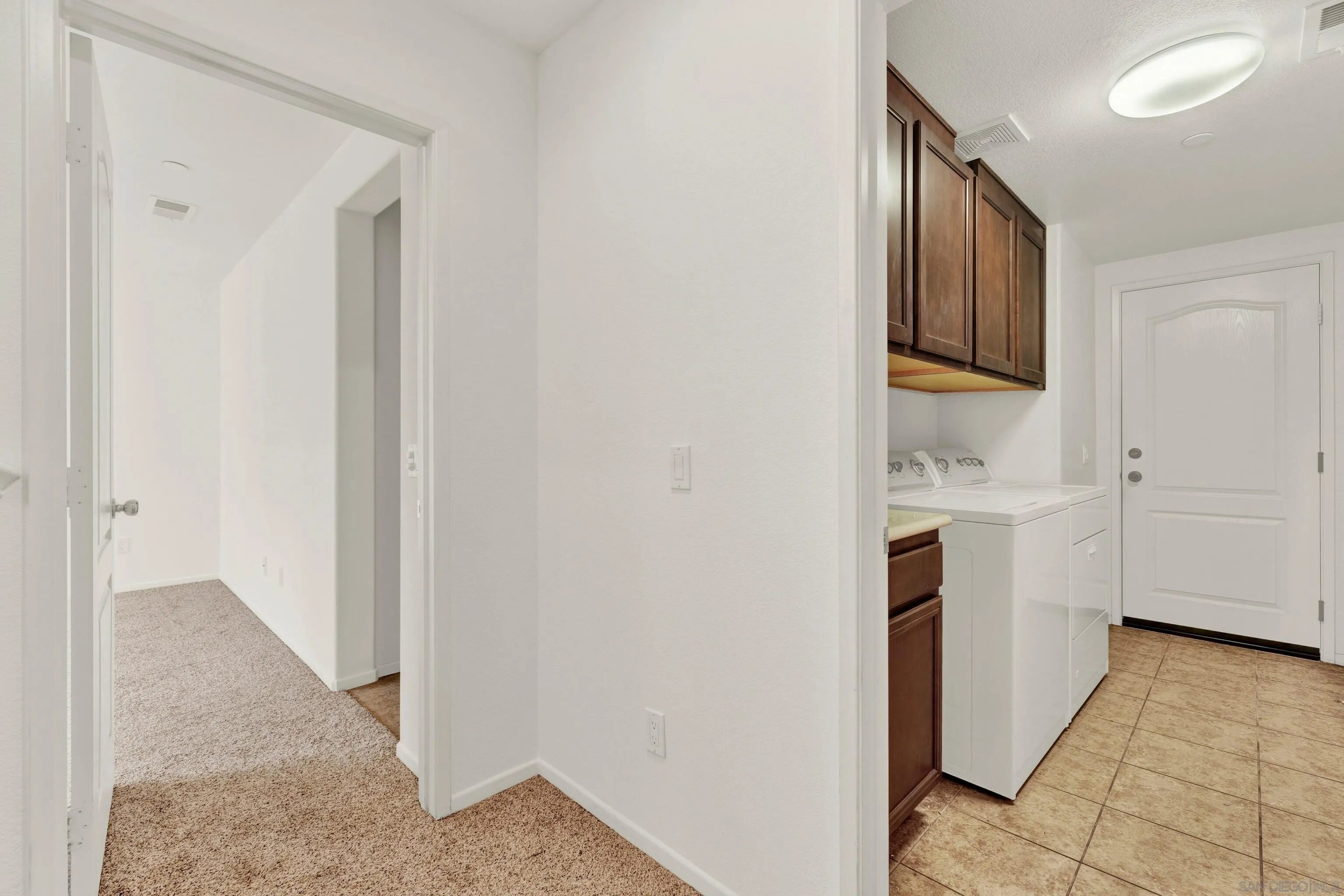 10127 Little Leaf Ln East