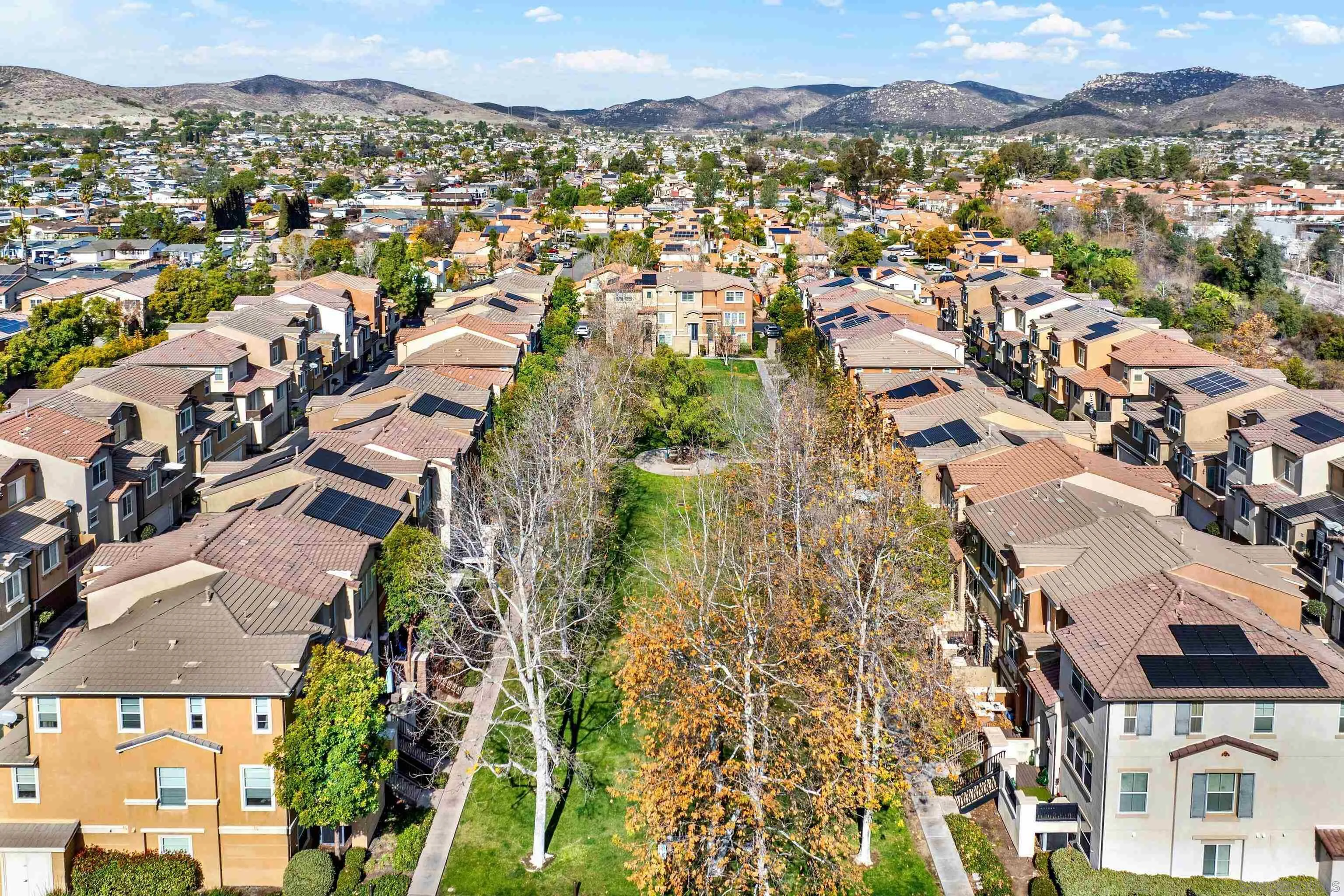 10127 Little Leaf Ln East