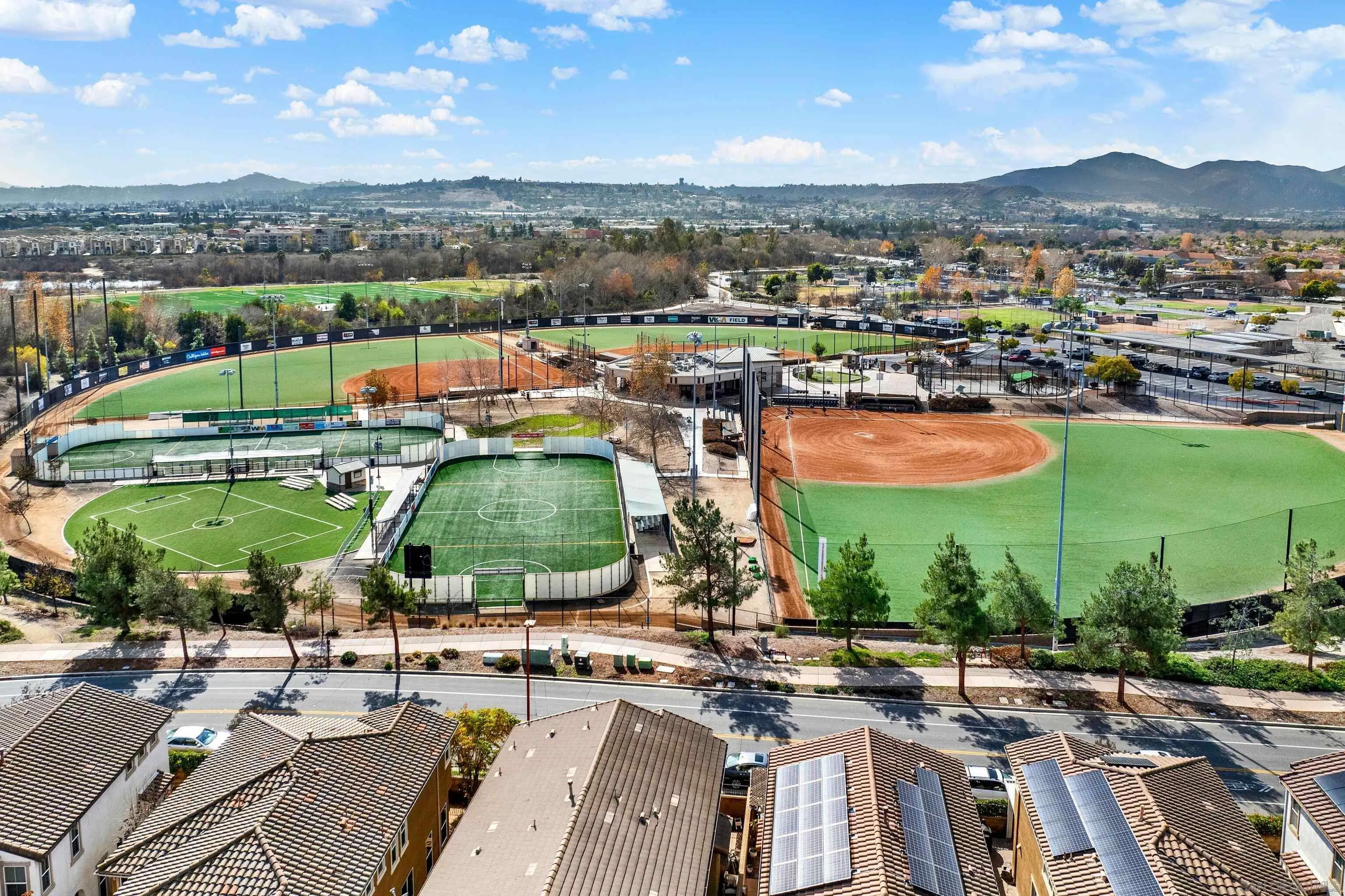 10127 Little Leaf Ln East