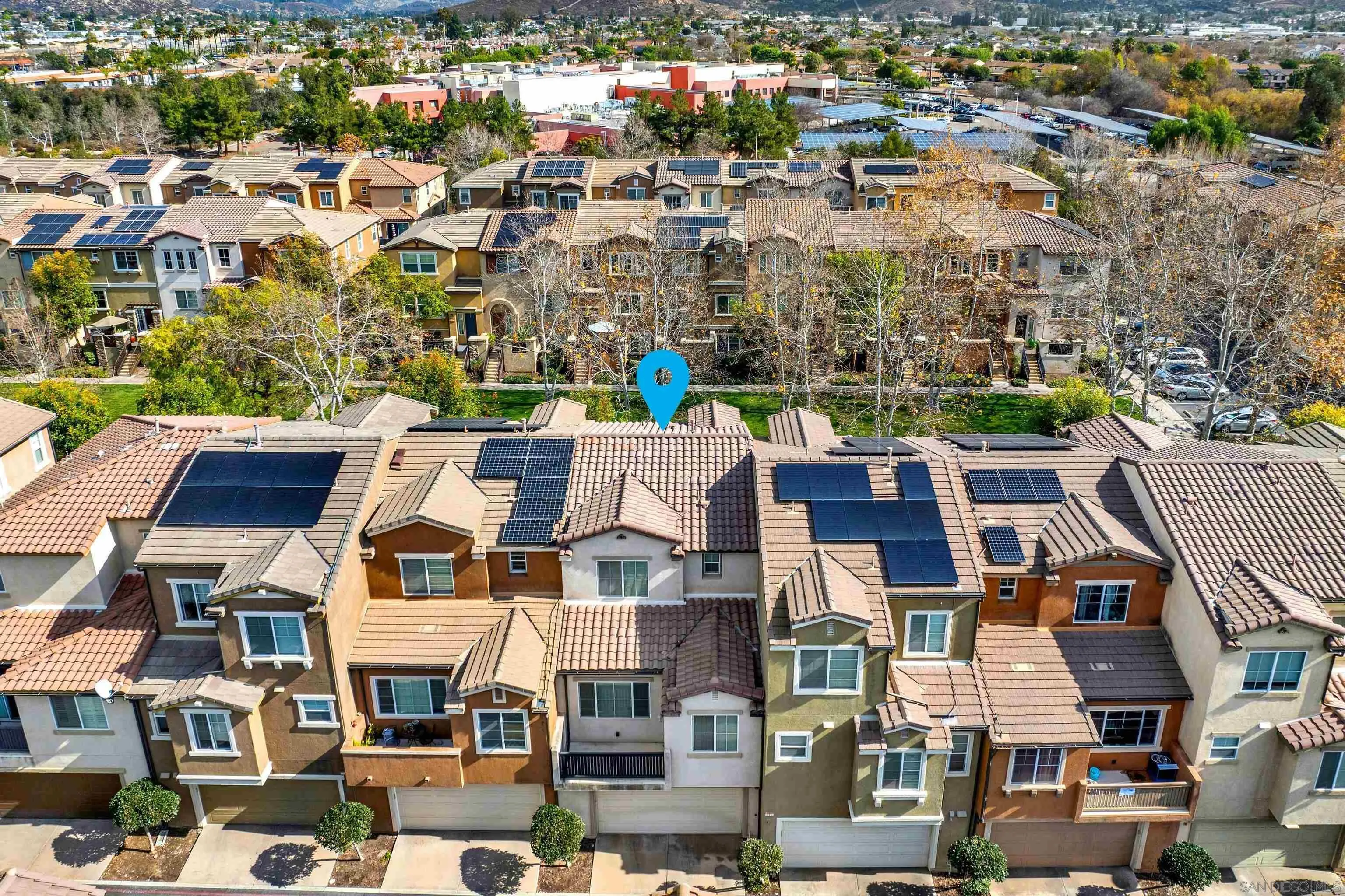 10127 Little Leaf Ln East