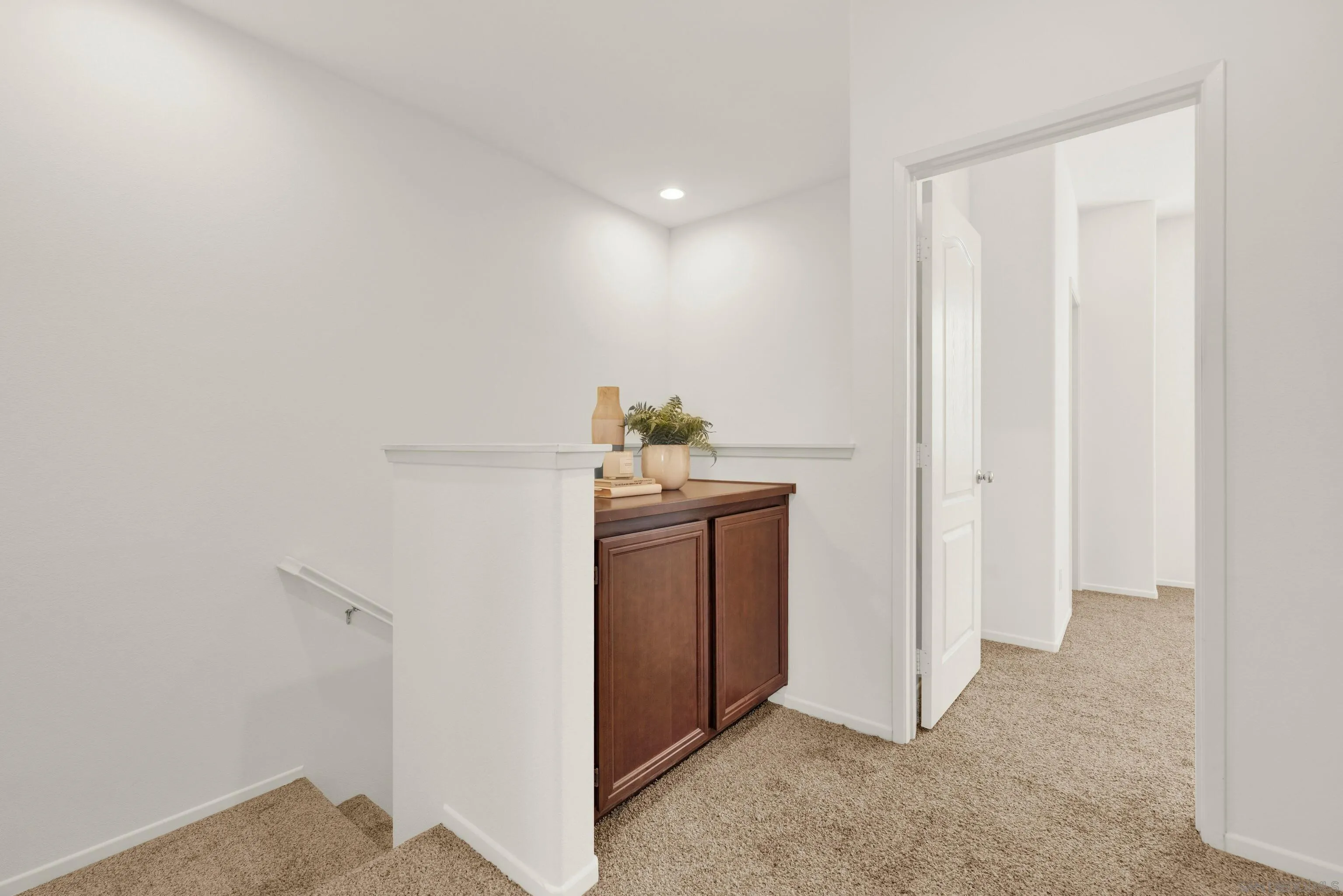 10127 Little Leaf Ln East