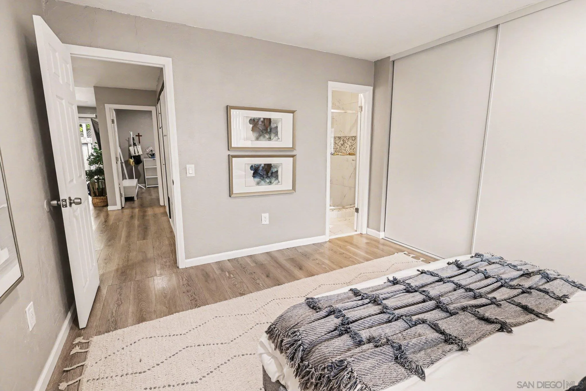 818 E Washington Unit C