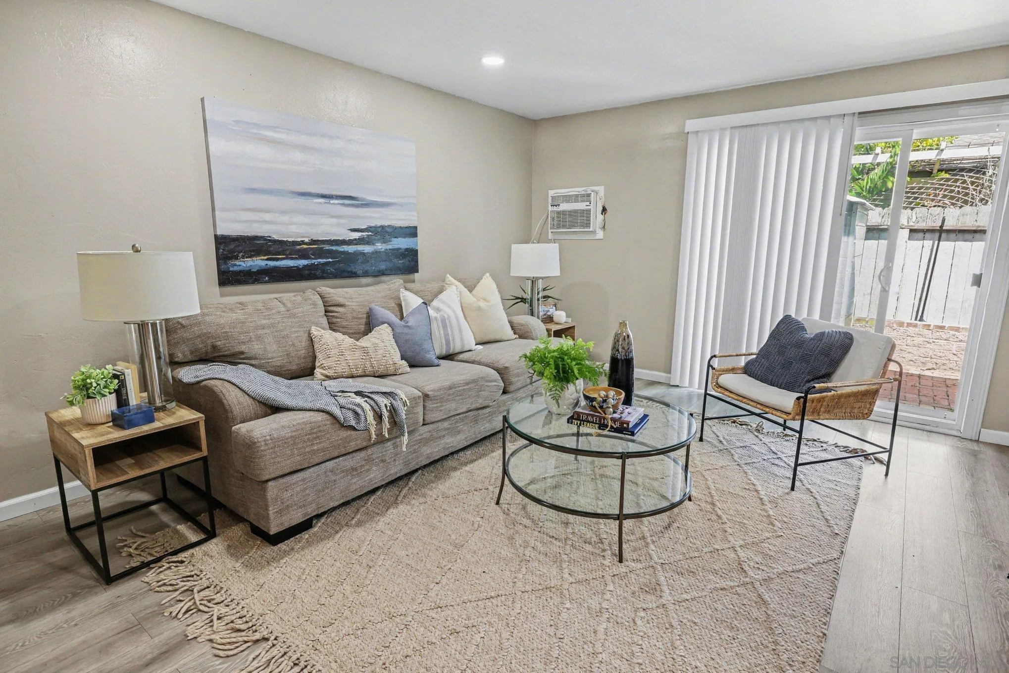 818 E Washington Unit C