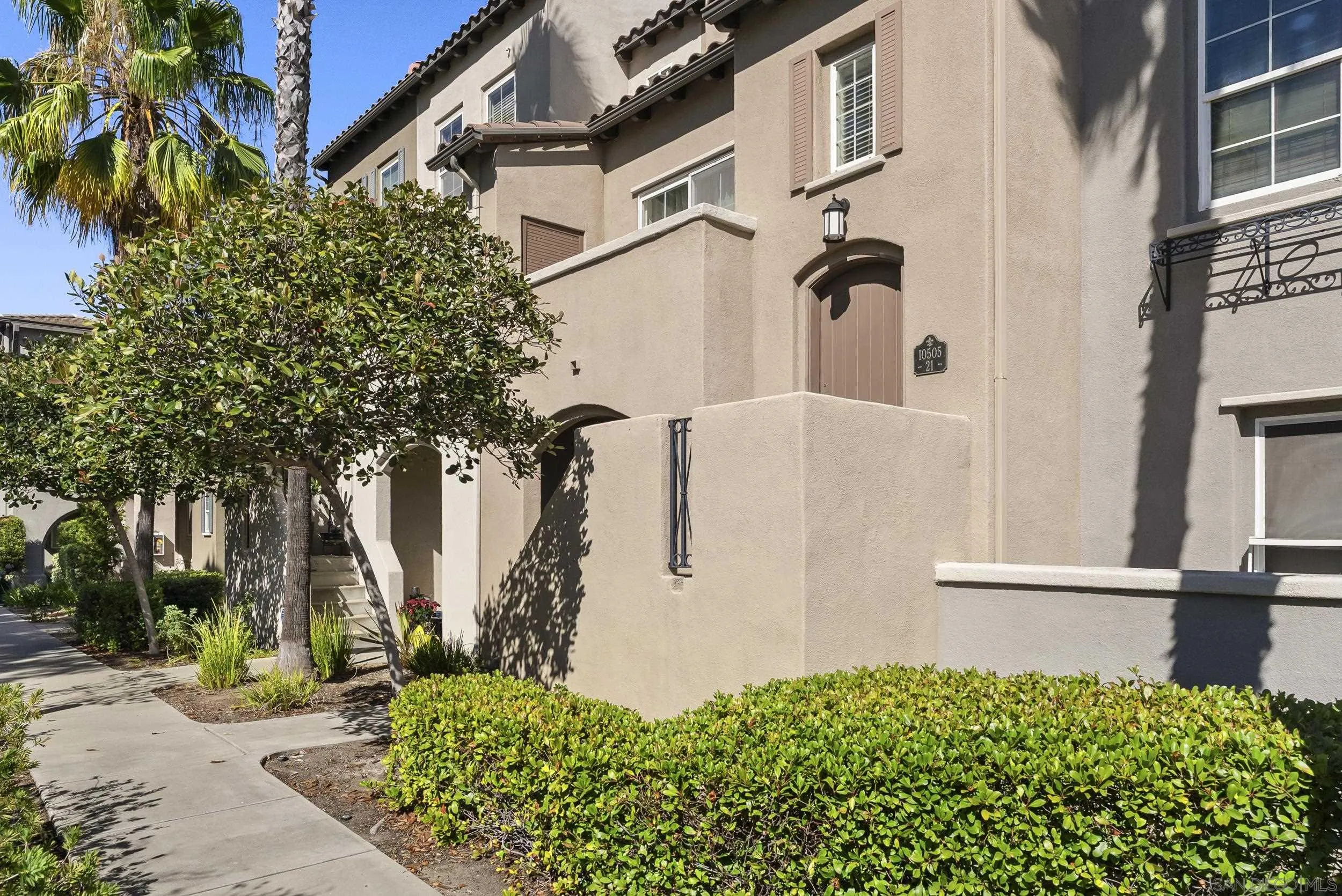 10505 Zenor Unit 21