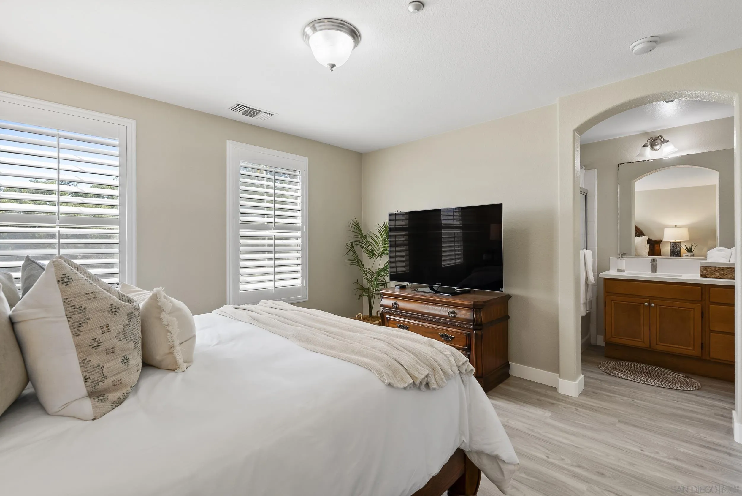10505 Zenor Unit 21