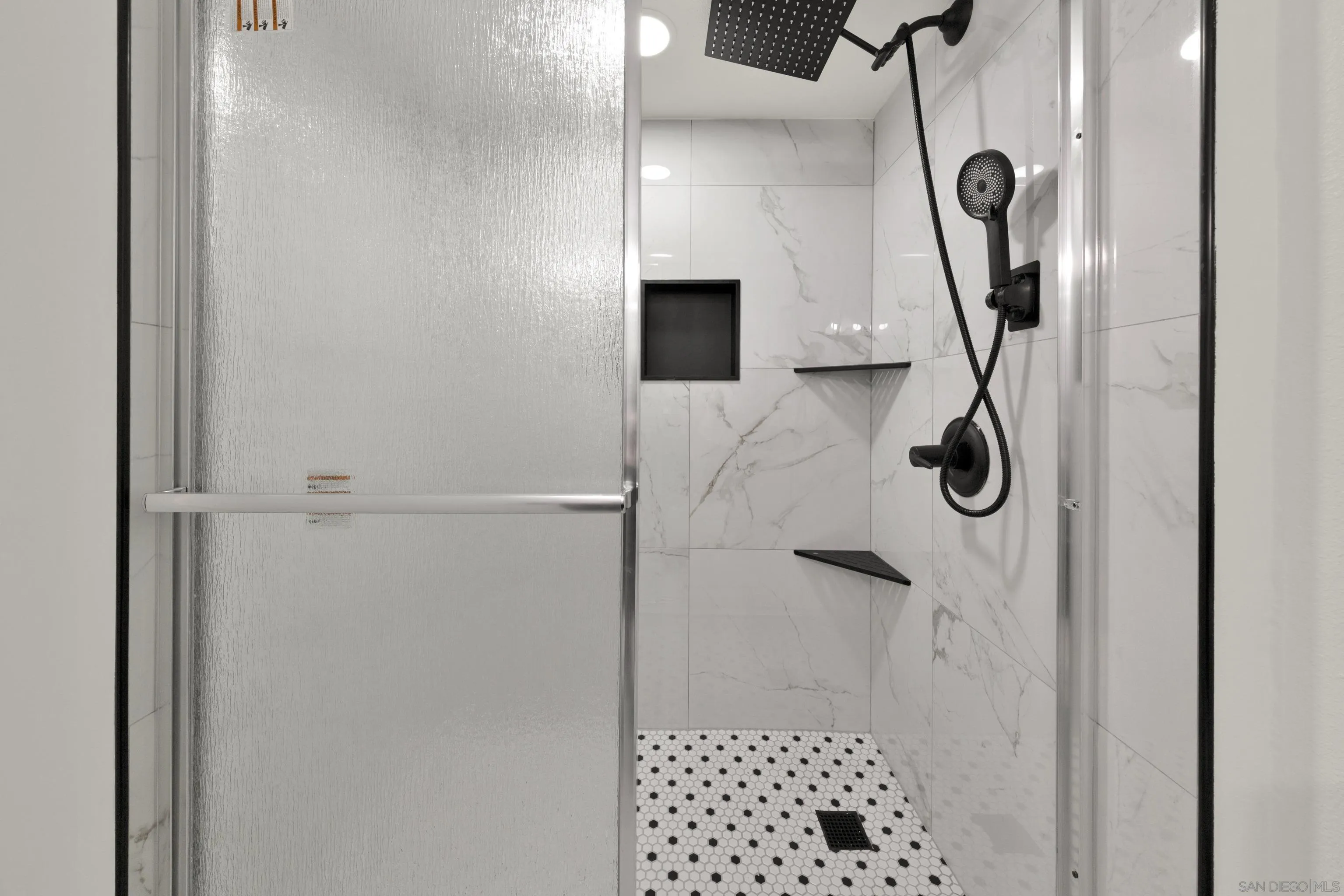 801 National City Unit: 209