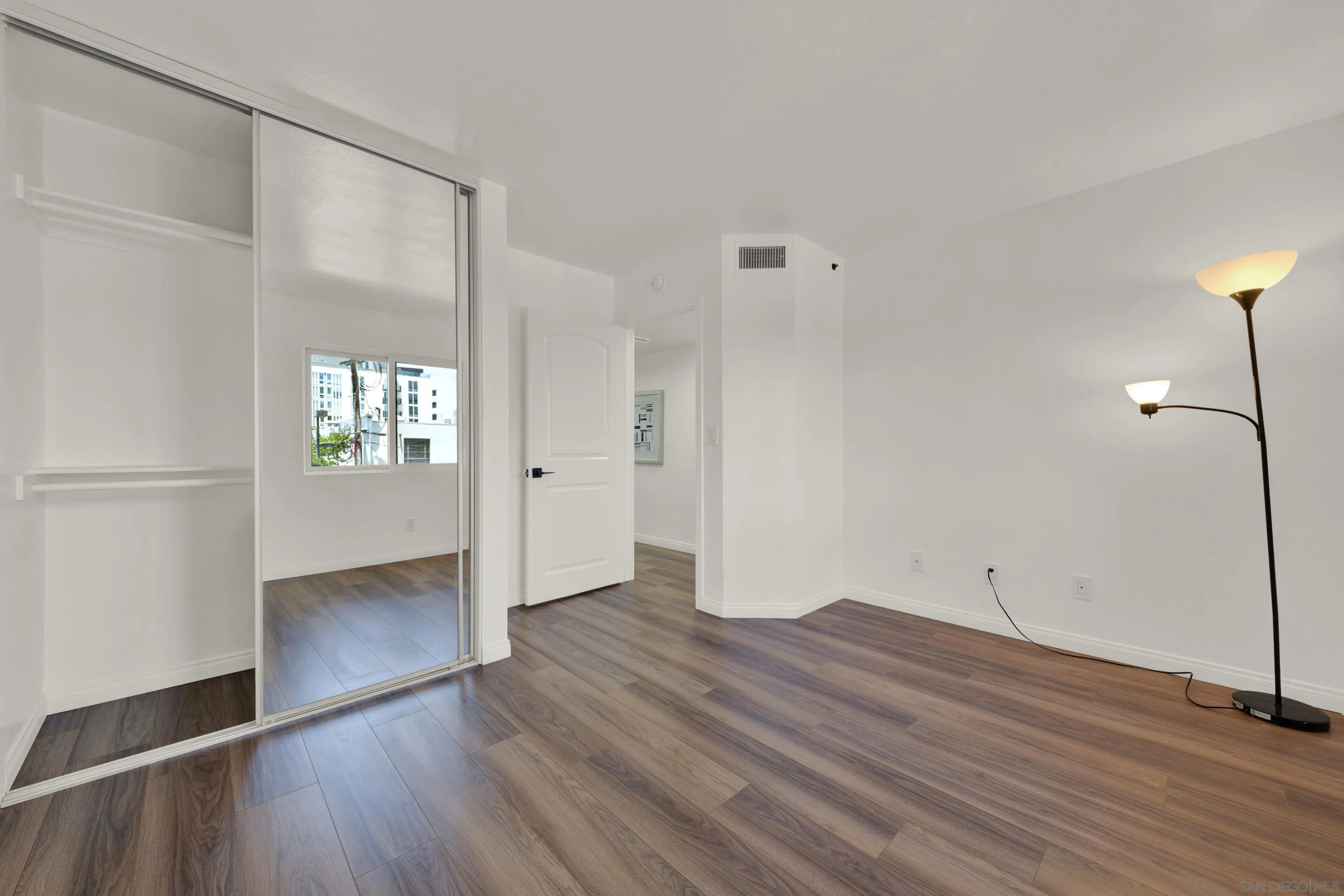 801 National City Unit: 209