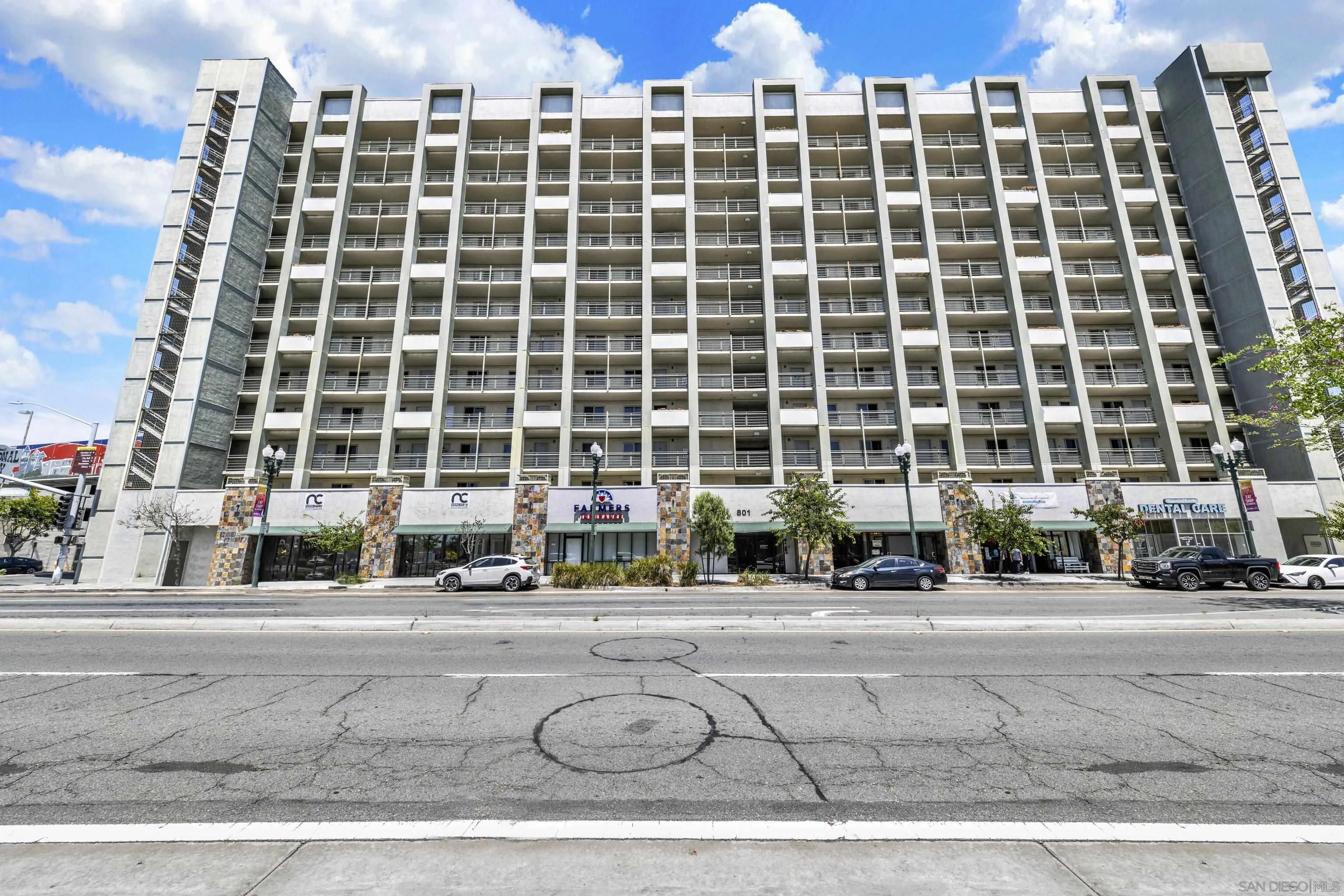 801 National City Unit: 209