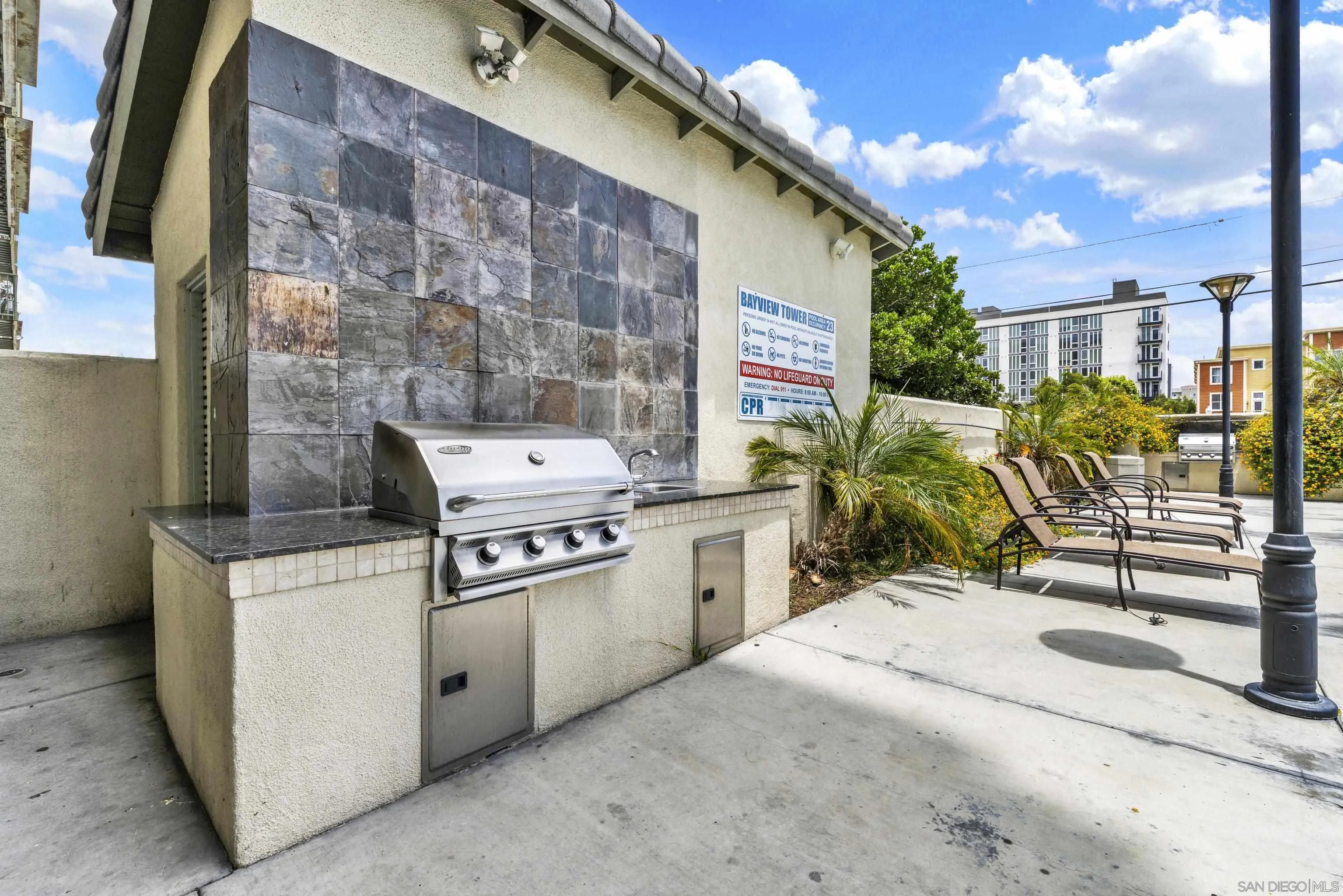 801 National City Unit: 209