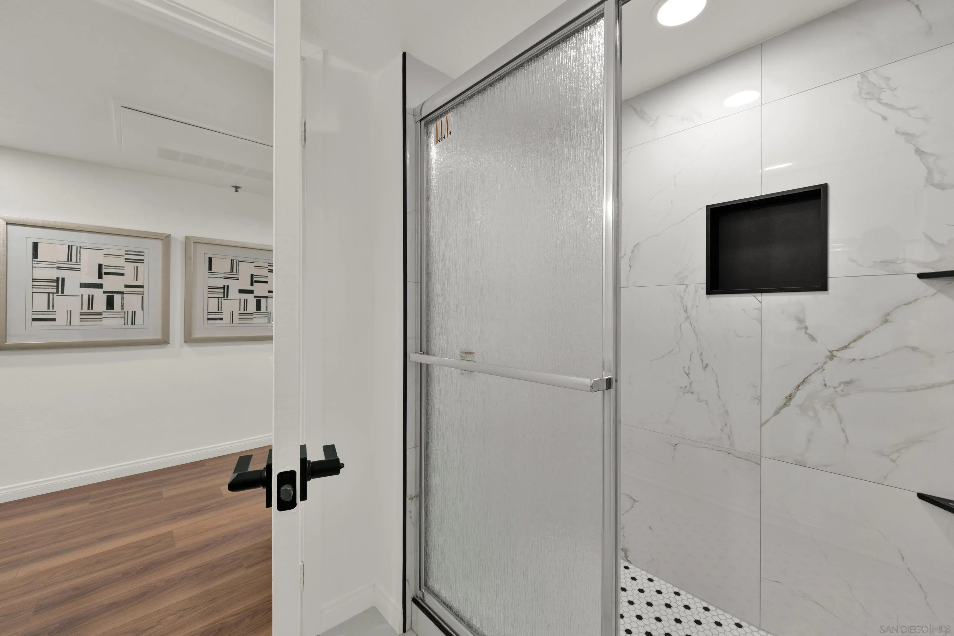 801 National City Unit: 209