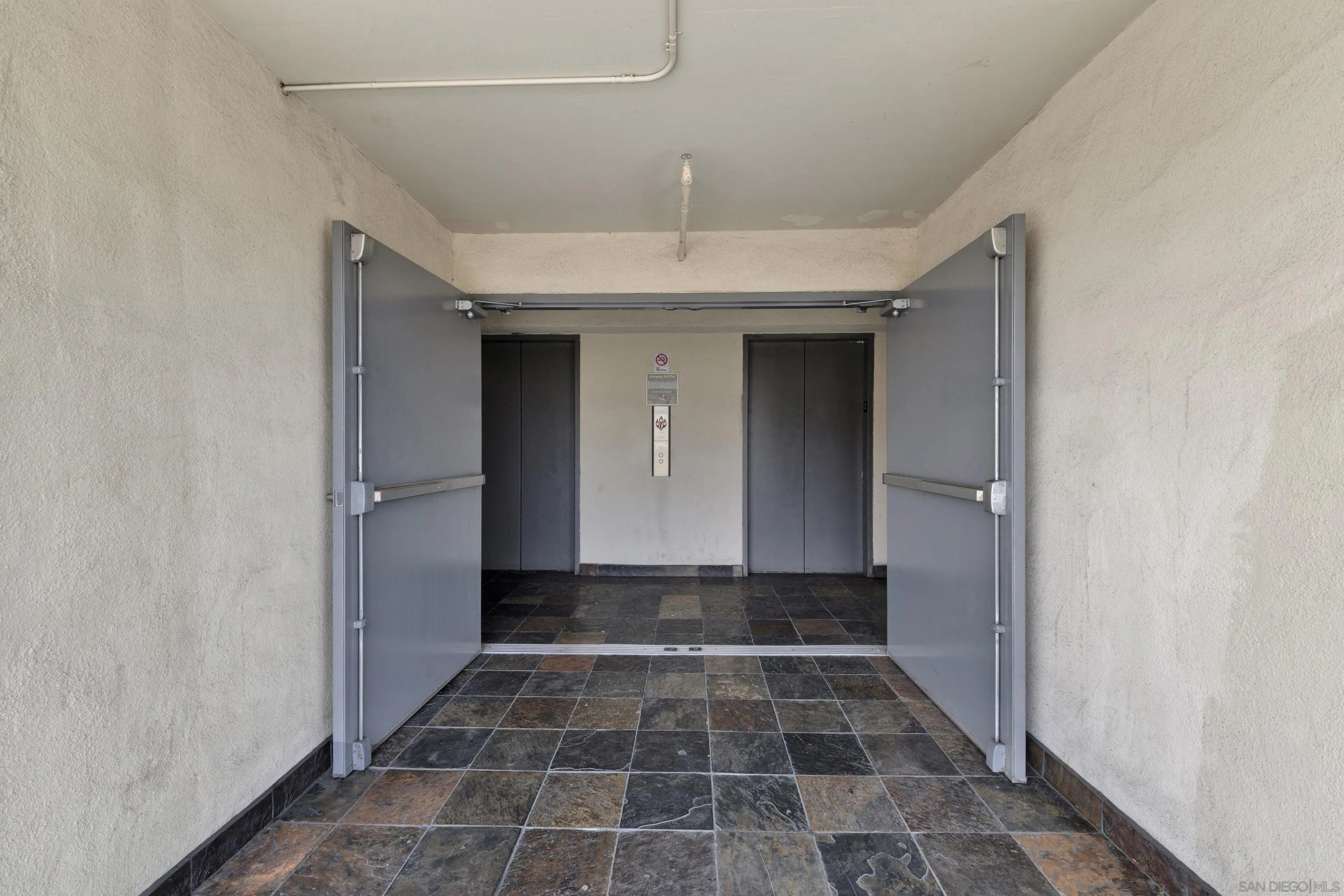 801 National City Unit: 209
