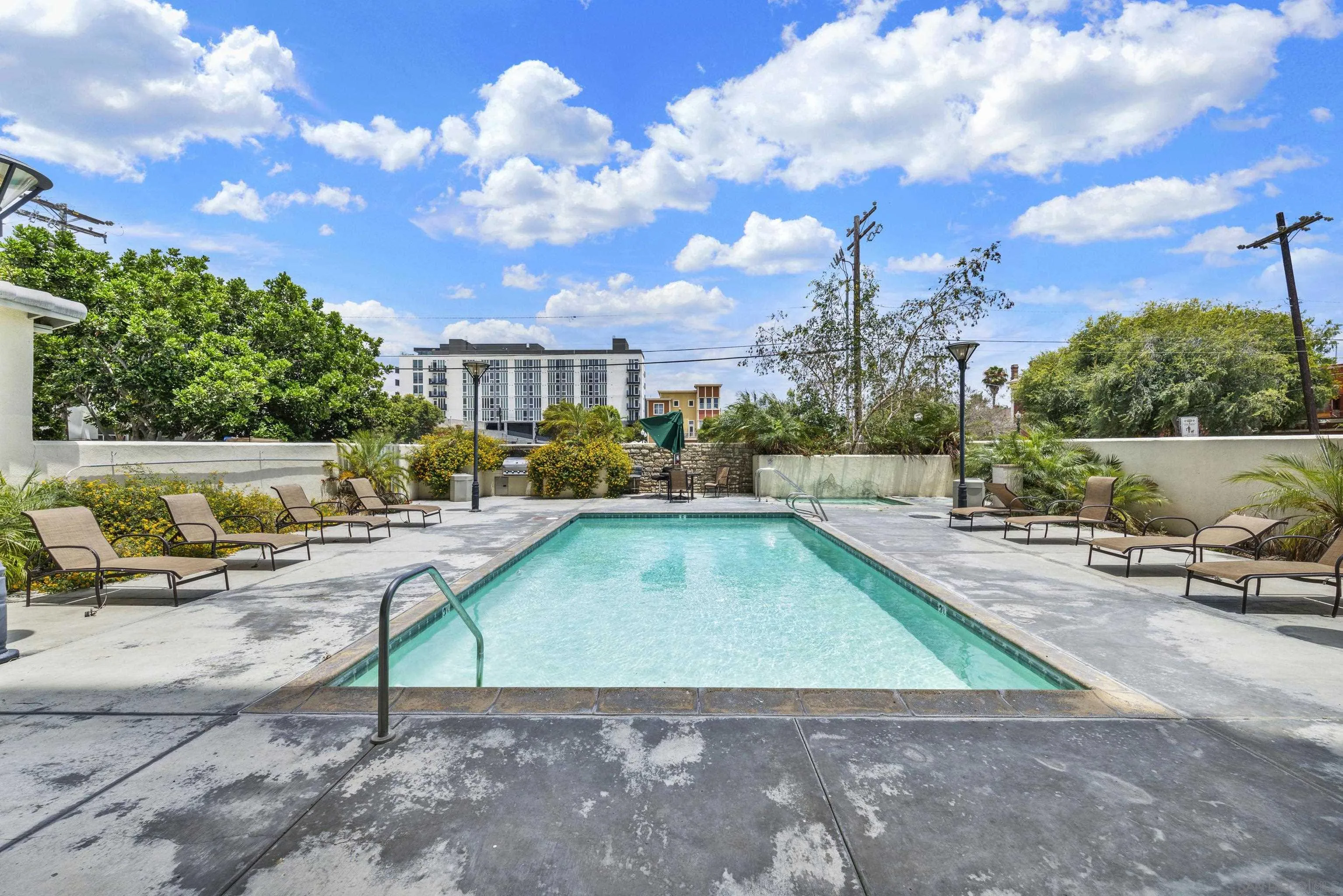 801 National City Unit: 209