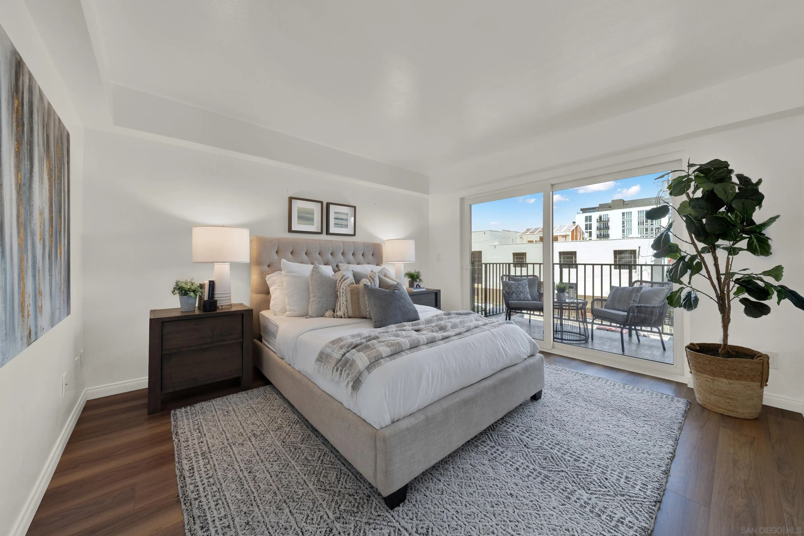 801 National City Unit: 209