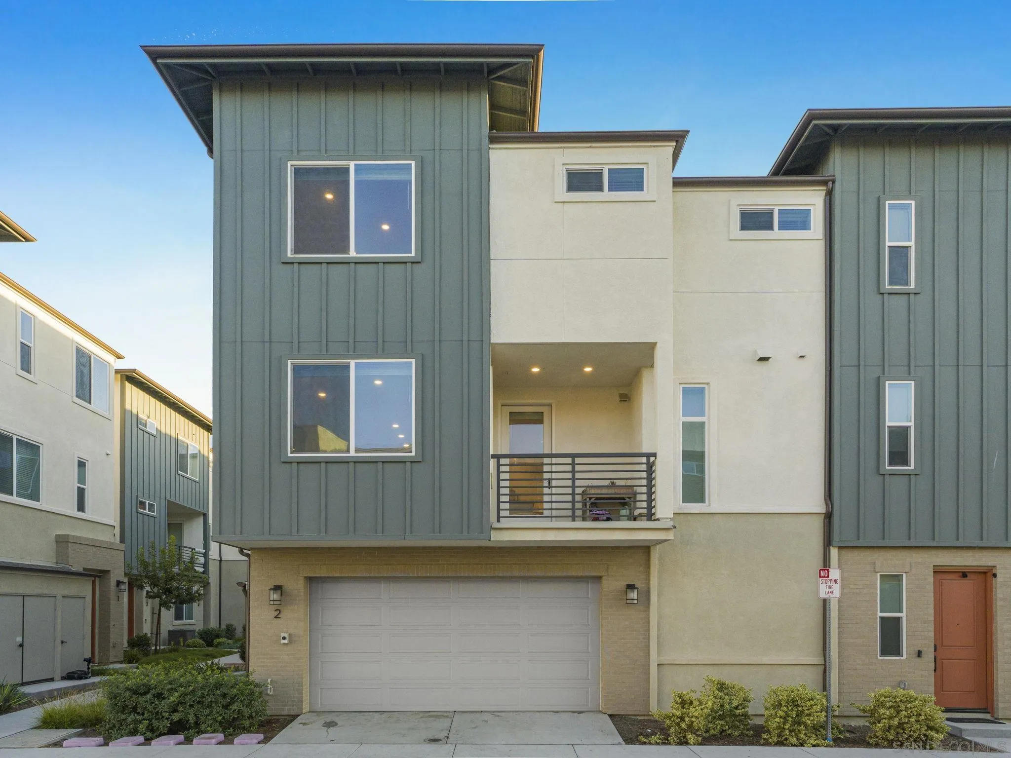 828 Makani Unit 2