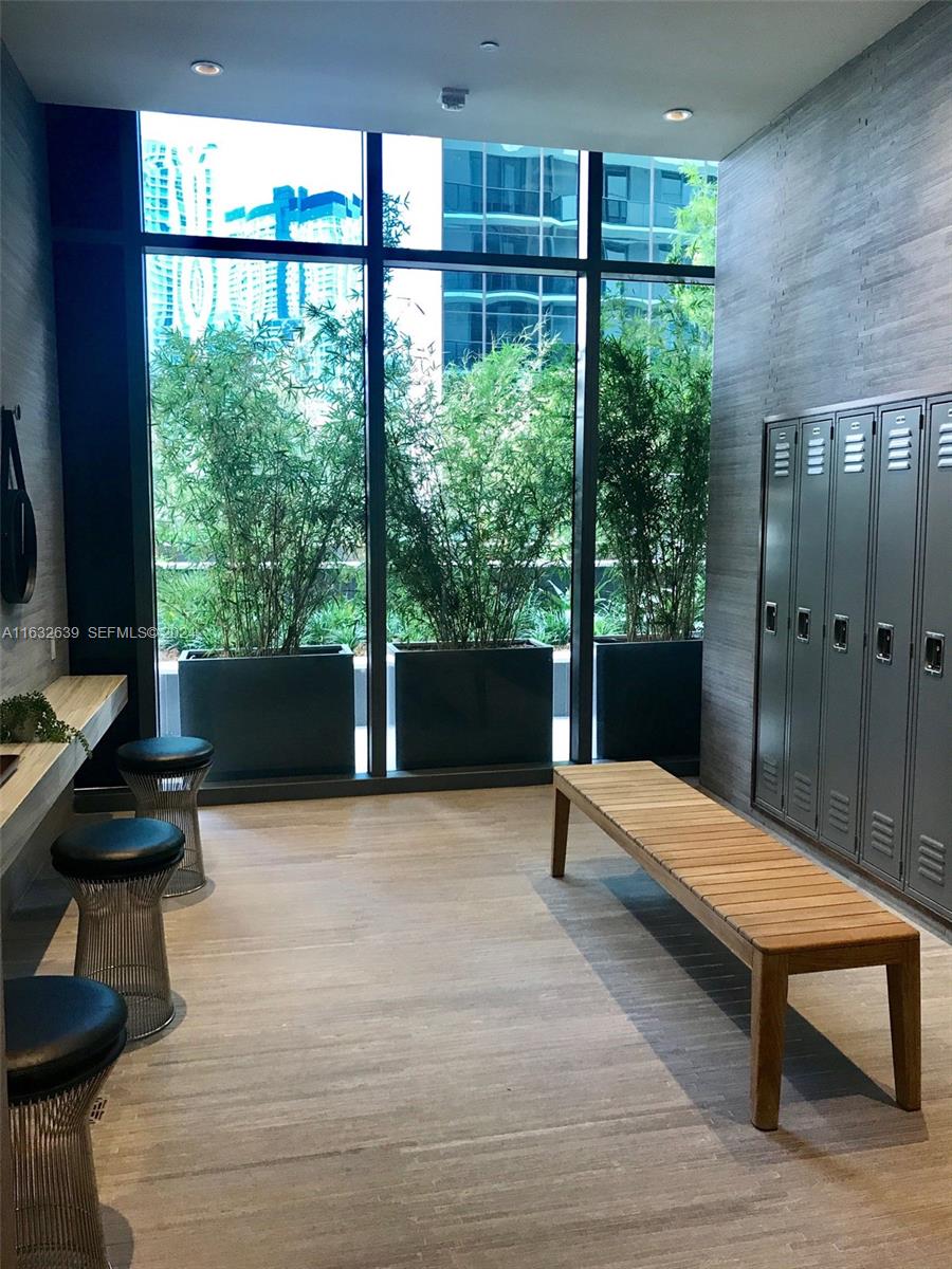 55 SW 9th Street 2807