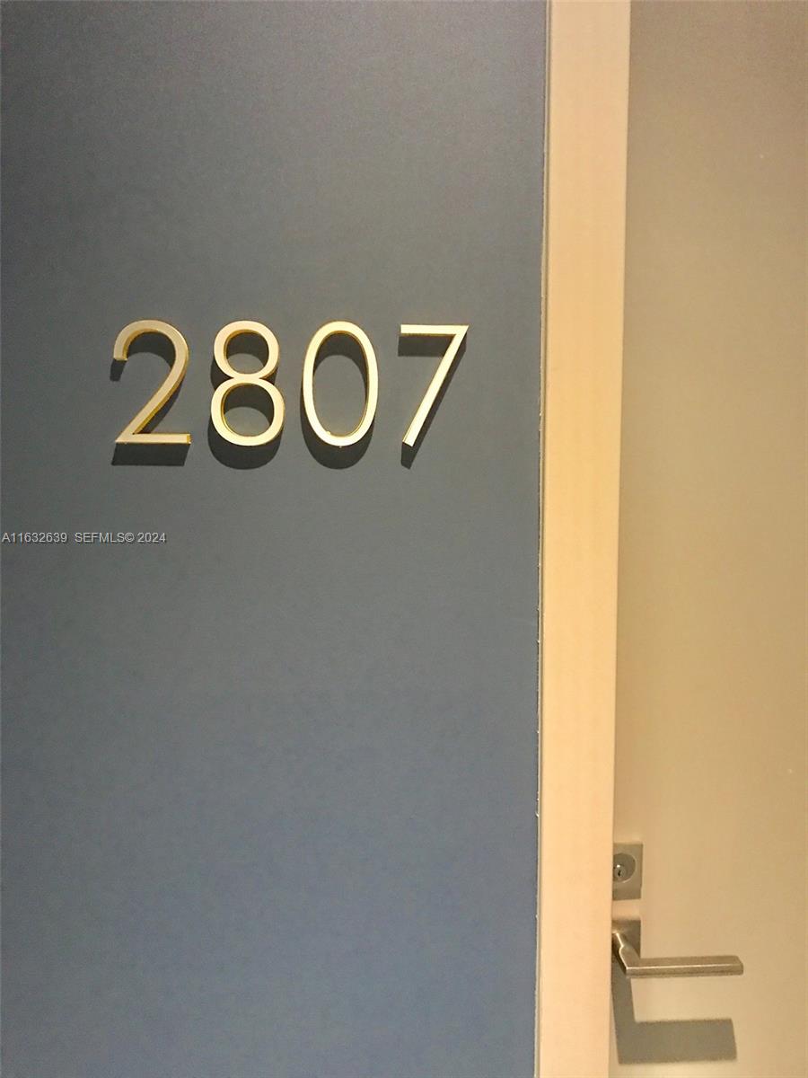 55 SW 9th Street 2807