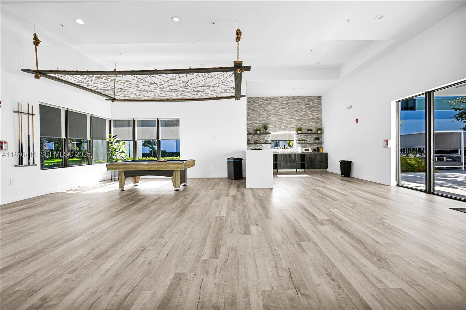 4369 NW 9th Street