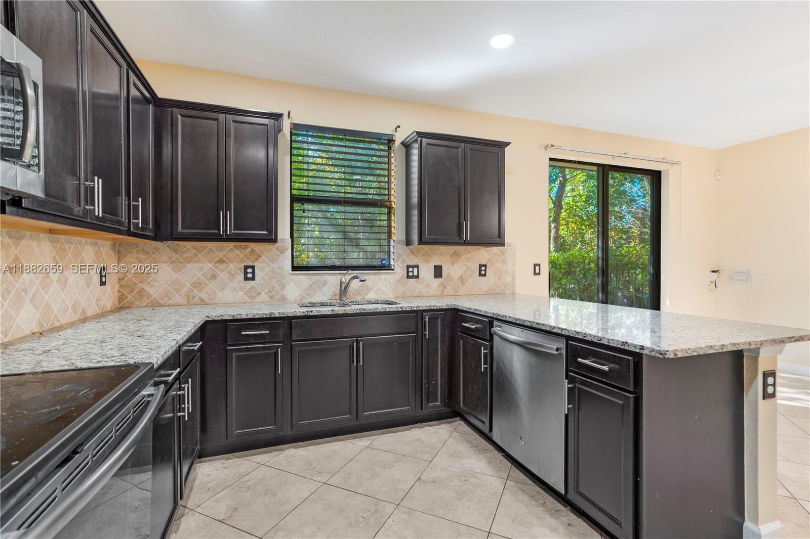 6973 Broadland Way