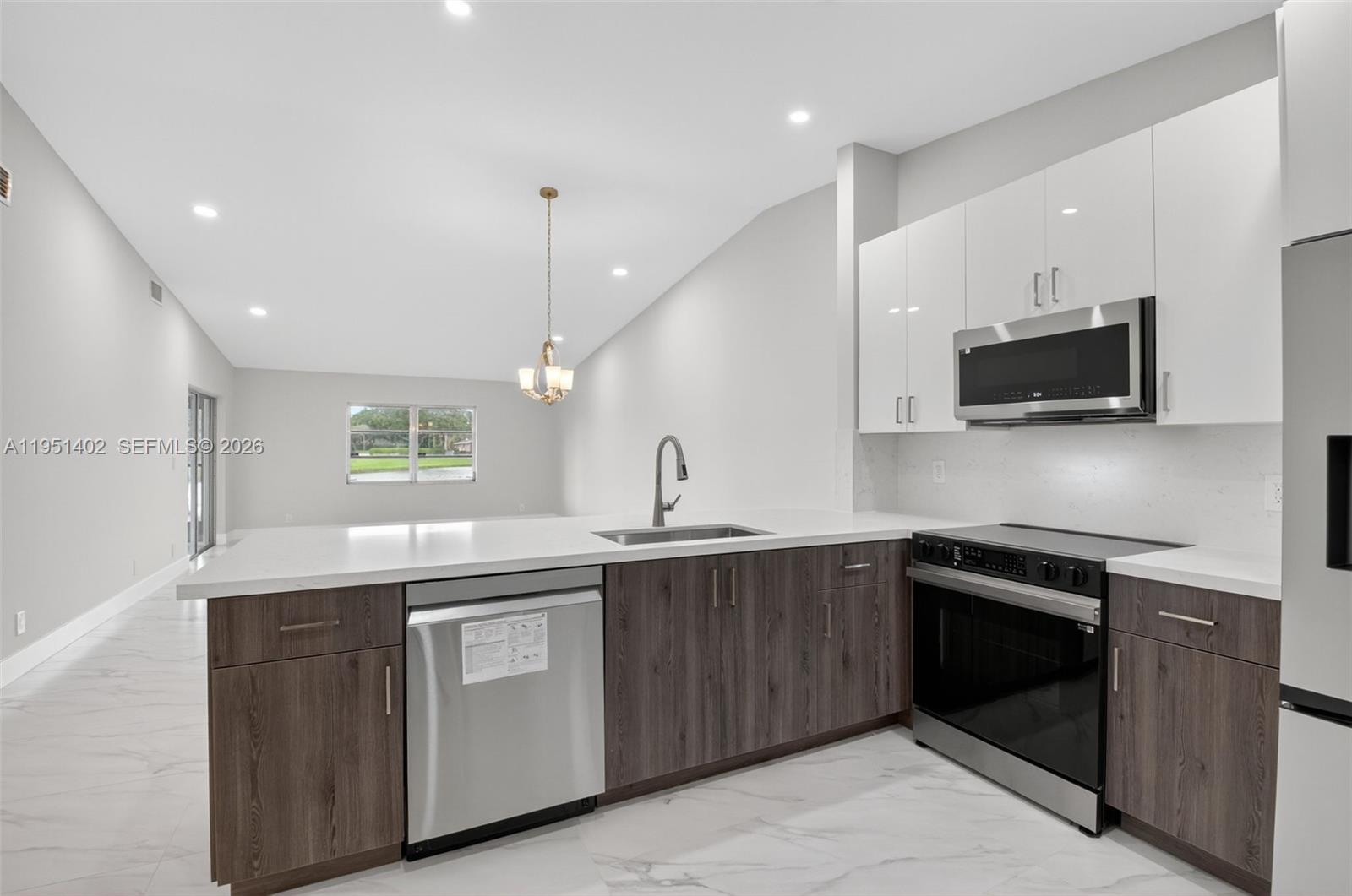 8127 Songbird Terrace