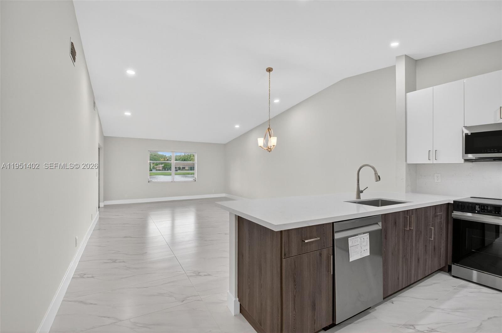 8127 Songbird Terrace
