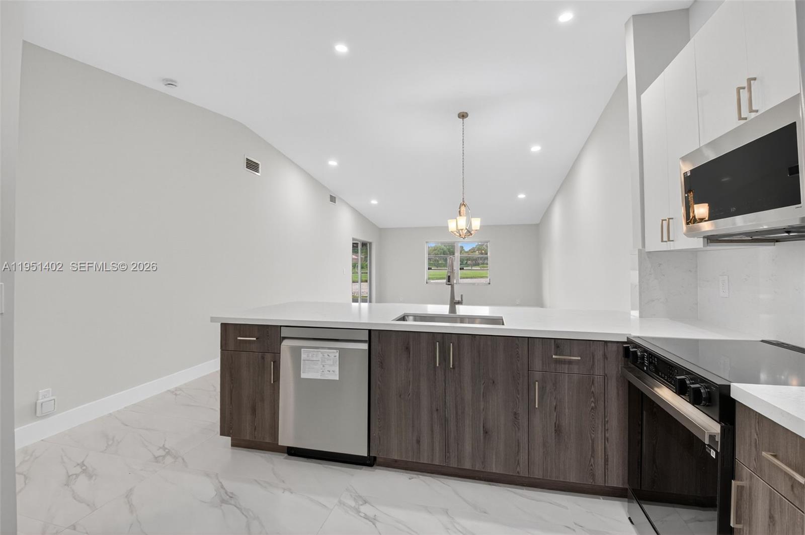 8127 Songbird Terrace