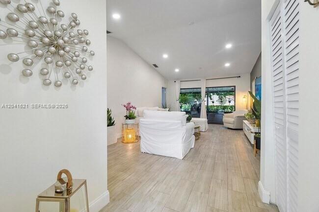13 Fenwick Place 13