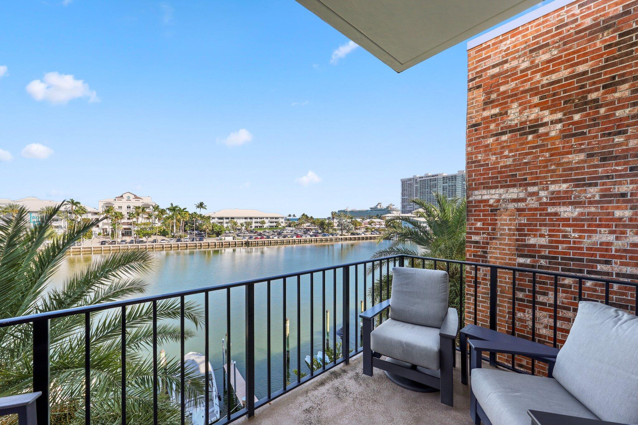 1800 S Ocean Drive 404
